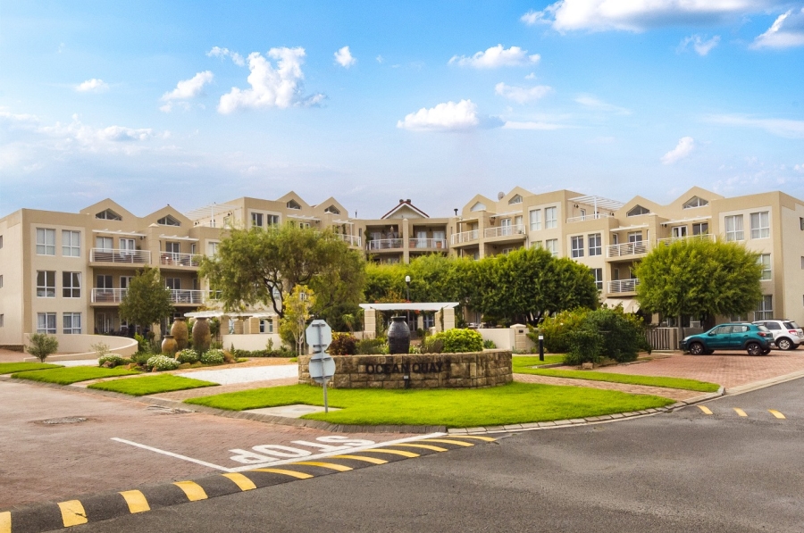 To Let 2 Bedroom Property for Rent in Harbour Island Western Cape